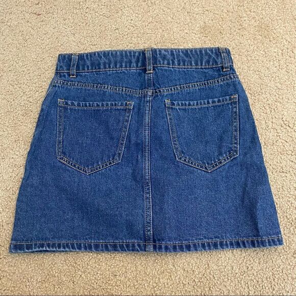 Forever 21 Denim Jeans Skirt - Picture 2 of 2